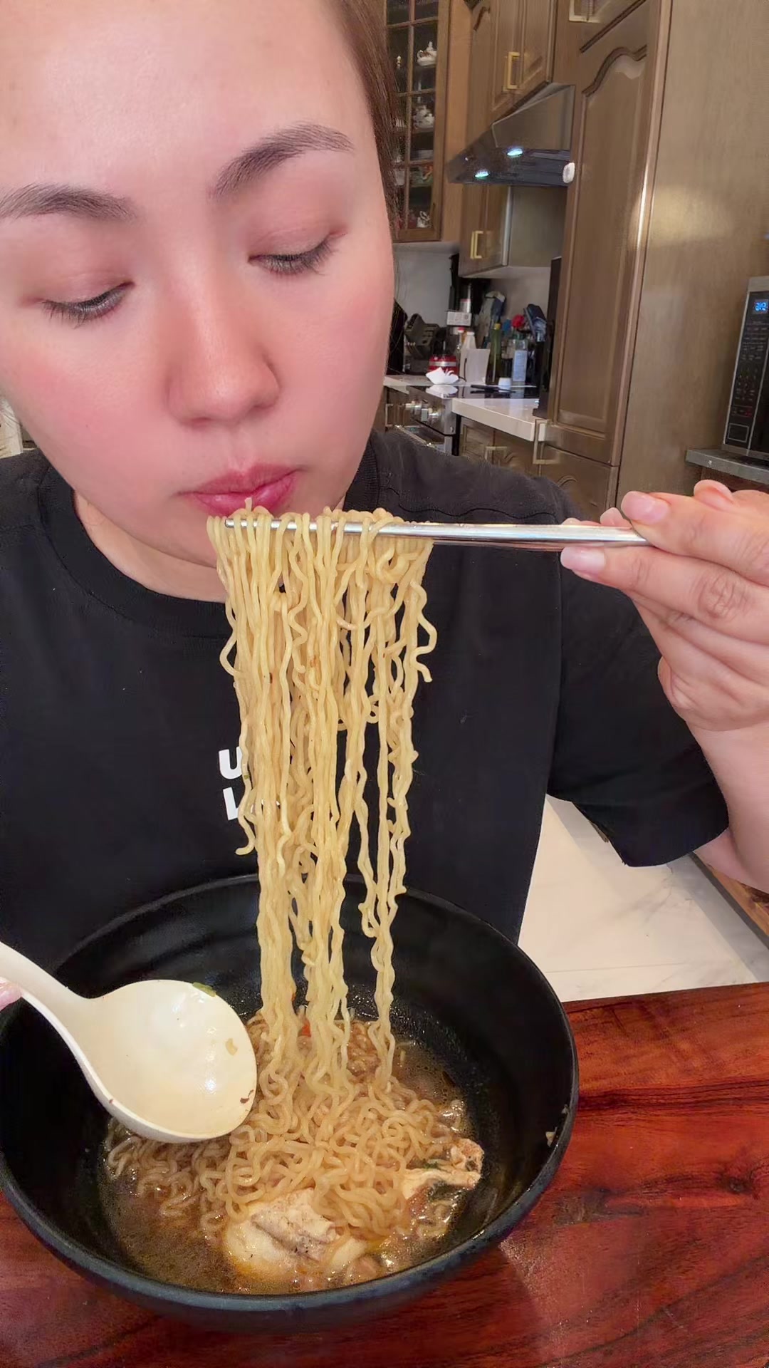 @thedailytable