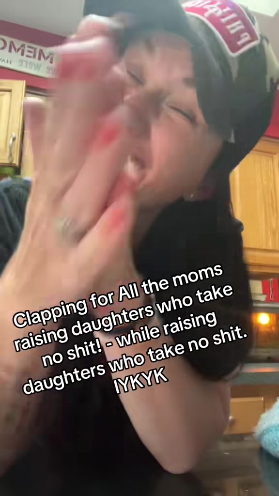 @MamaShark🦈