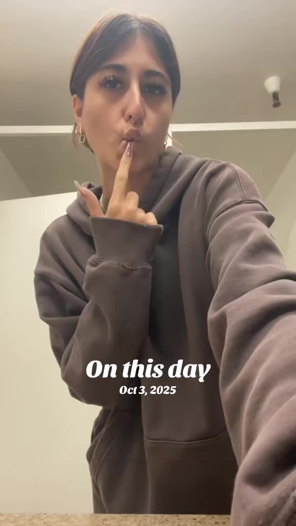 @Urmom<3