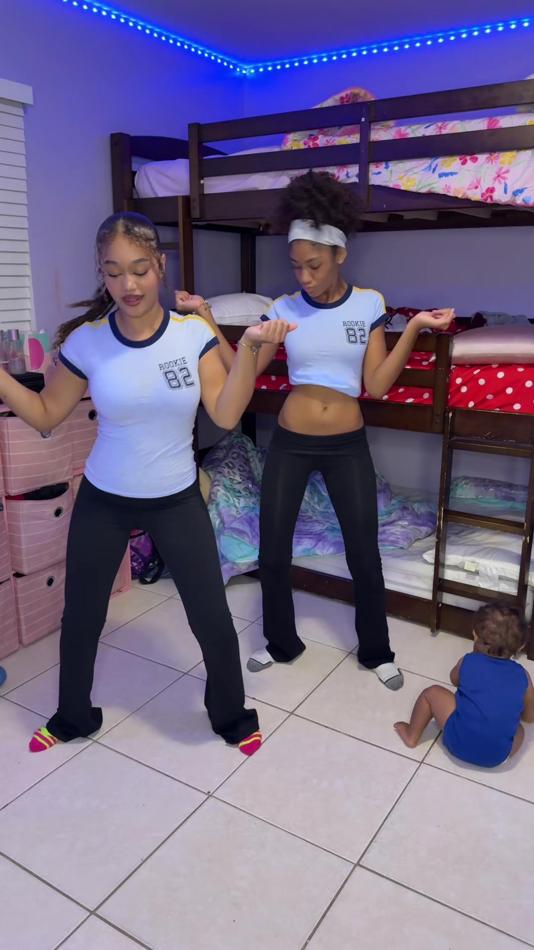 @DemDaddysGirls4