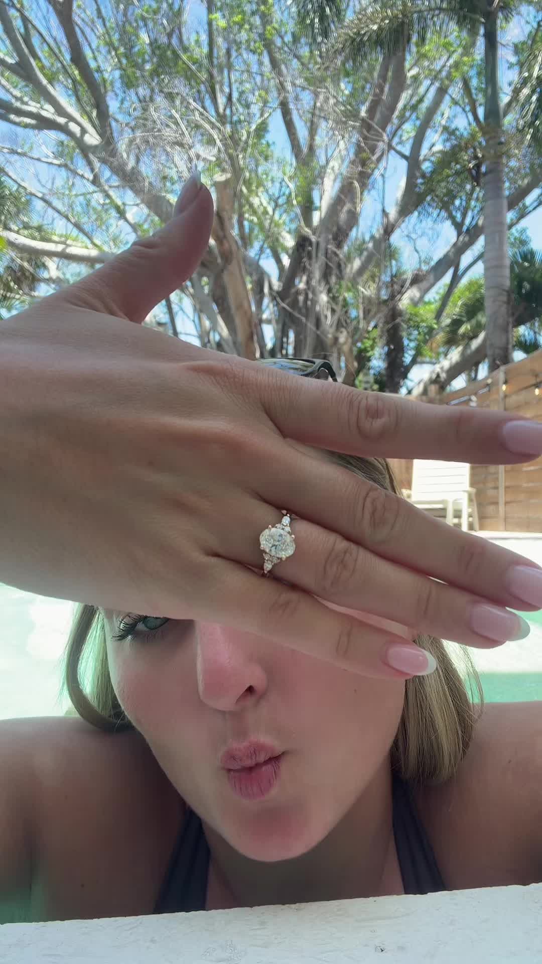 @BELLA