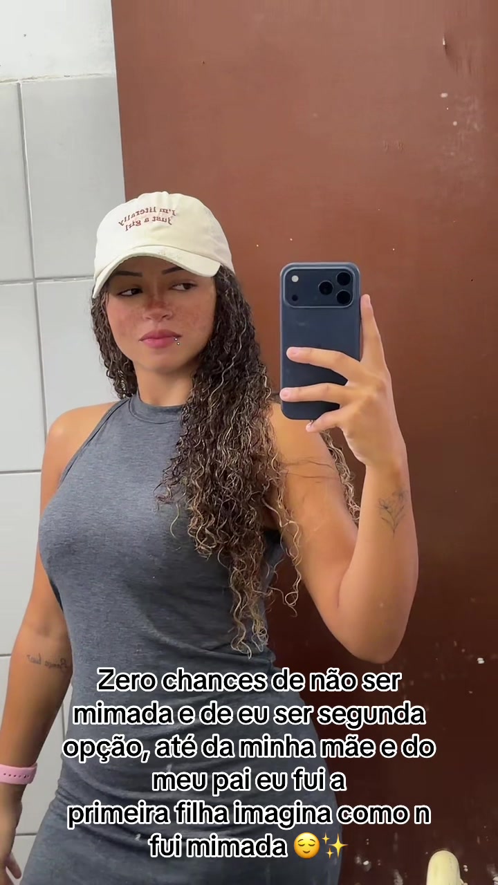 @thayanelisboa703