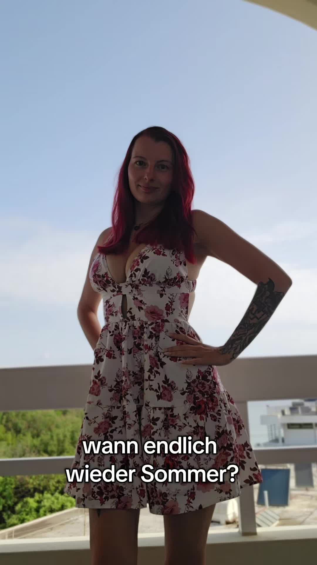 @hello_Sarah