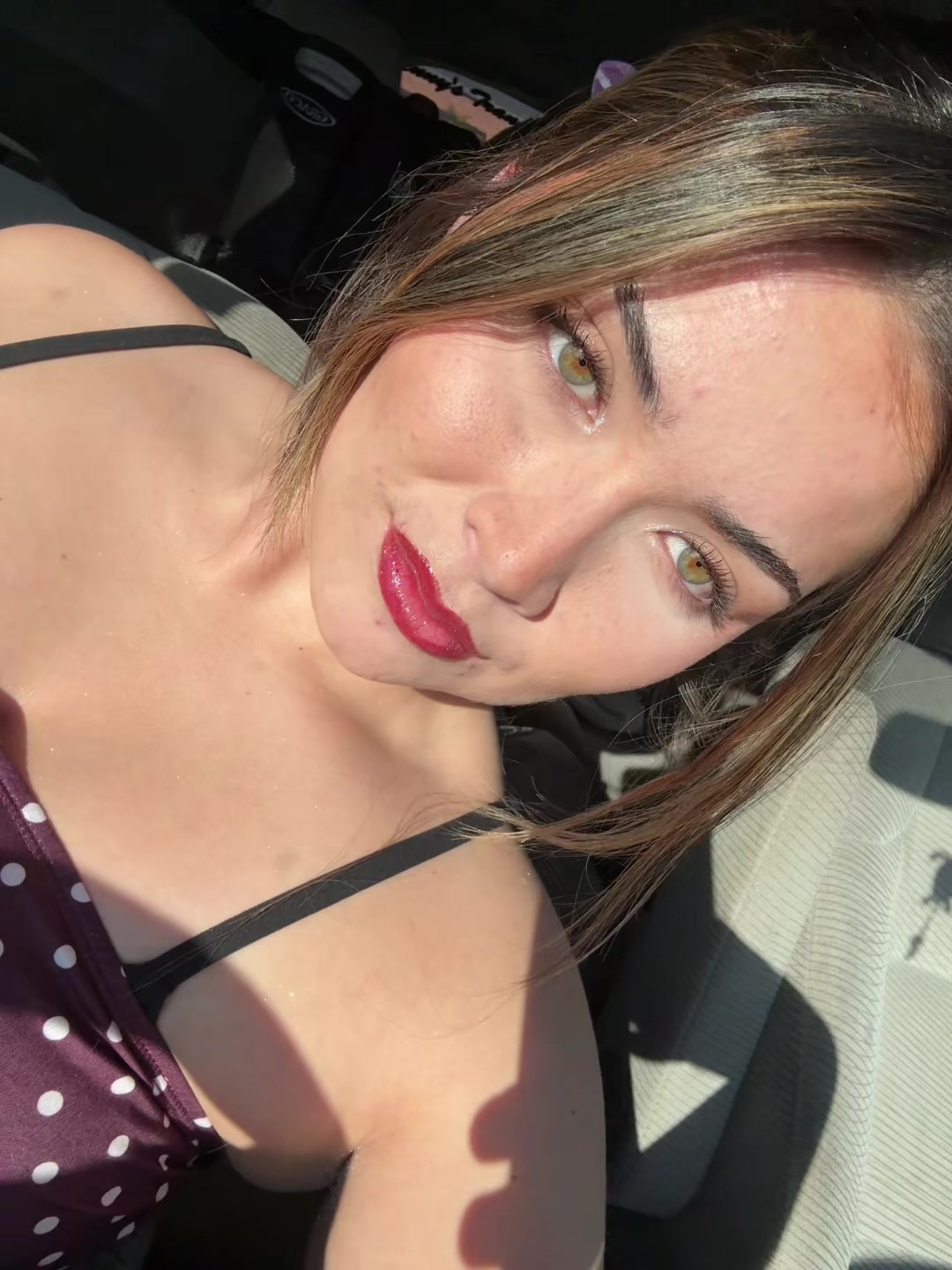 @leilanerss