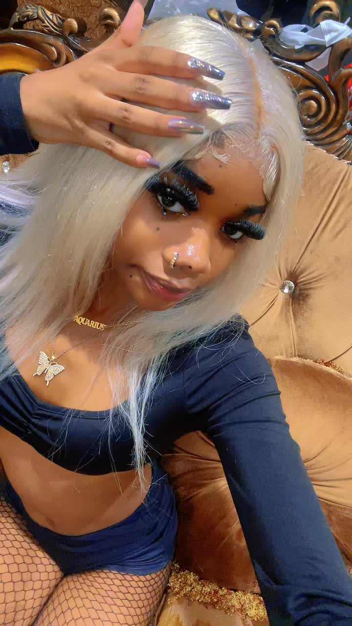 @🪷