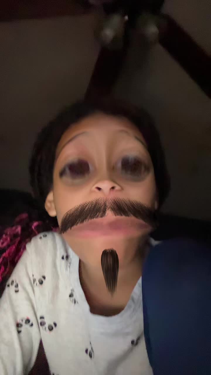 @Riri Tyraneh Urrutia
