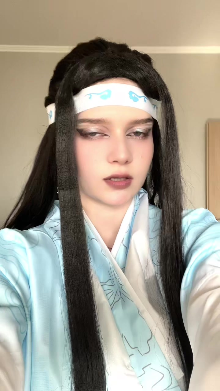@🪭𝒱𝒶𝓈𝒾𝓁𝒾𝓃𝓈𝒾𝓈 •_0