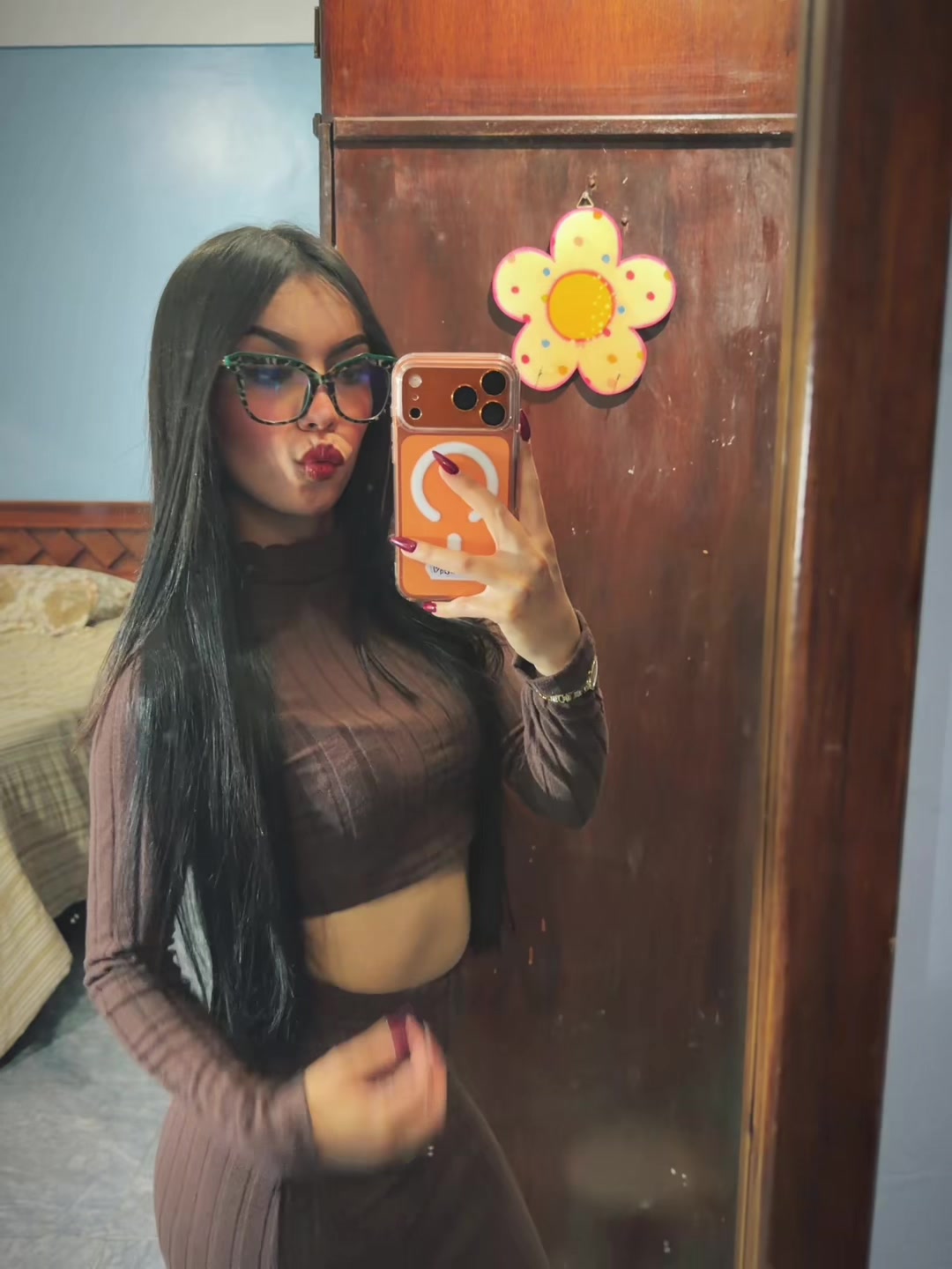 @𝐯𝐚𝐧𝐞