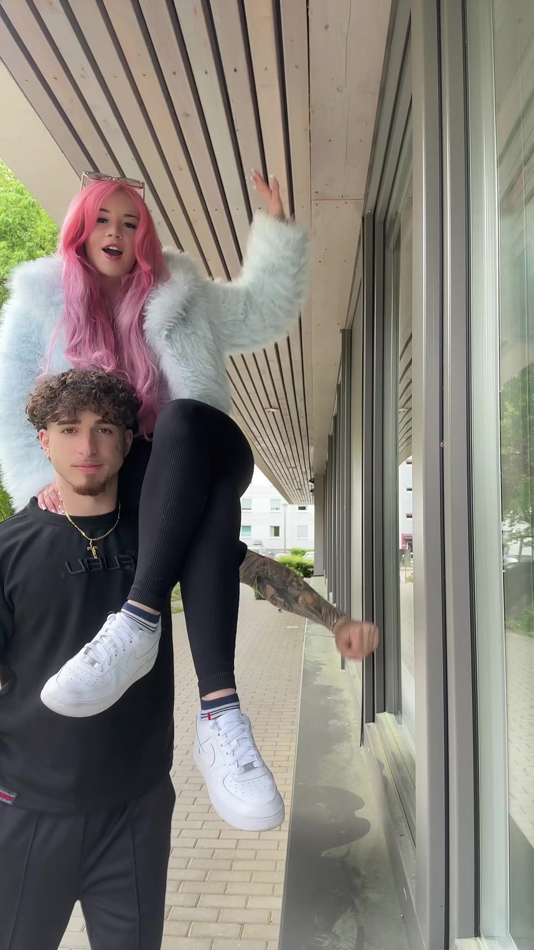 @𝒮𝒶𝓇𝒶𝒽🔥🖤ℳ𝑒𝓁𝑒𝓀