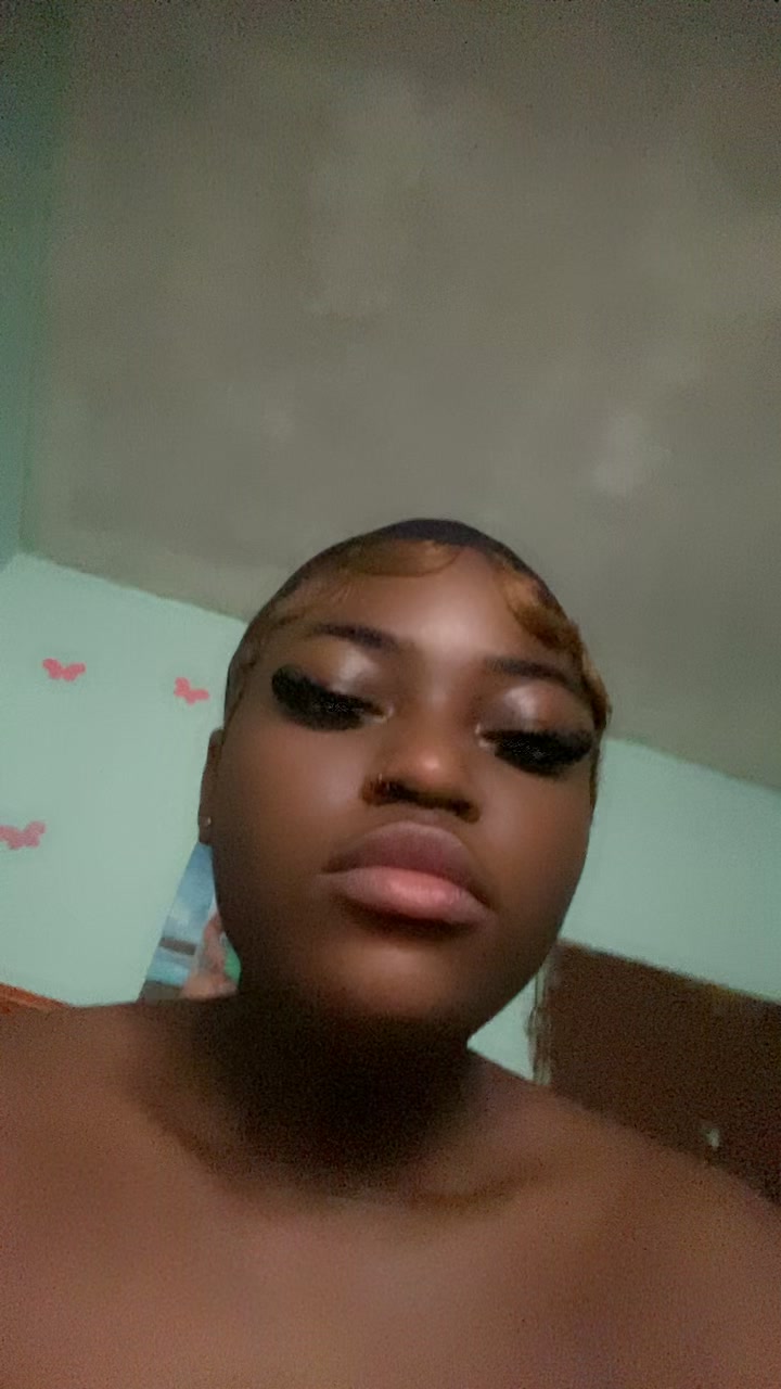 @She&rsquo;s Bella🥰🌸