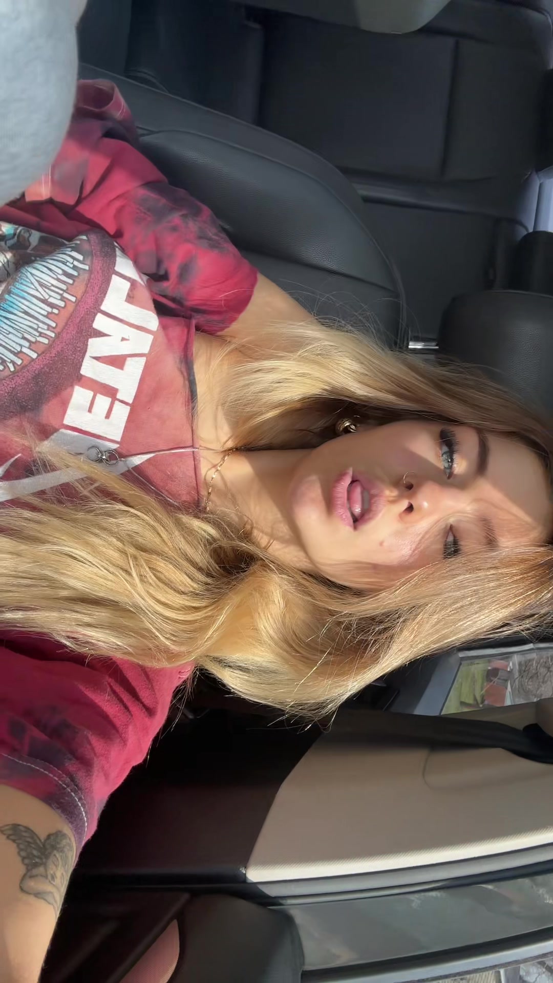 @lu