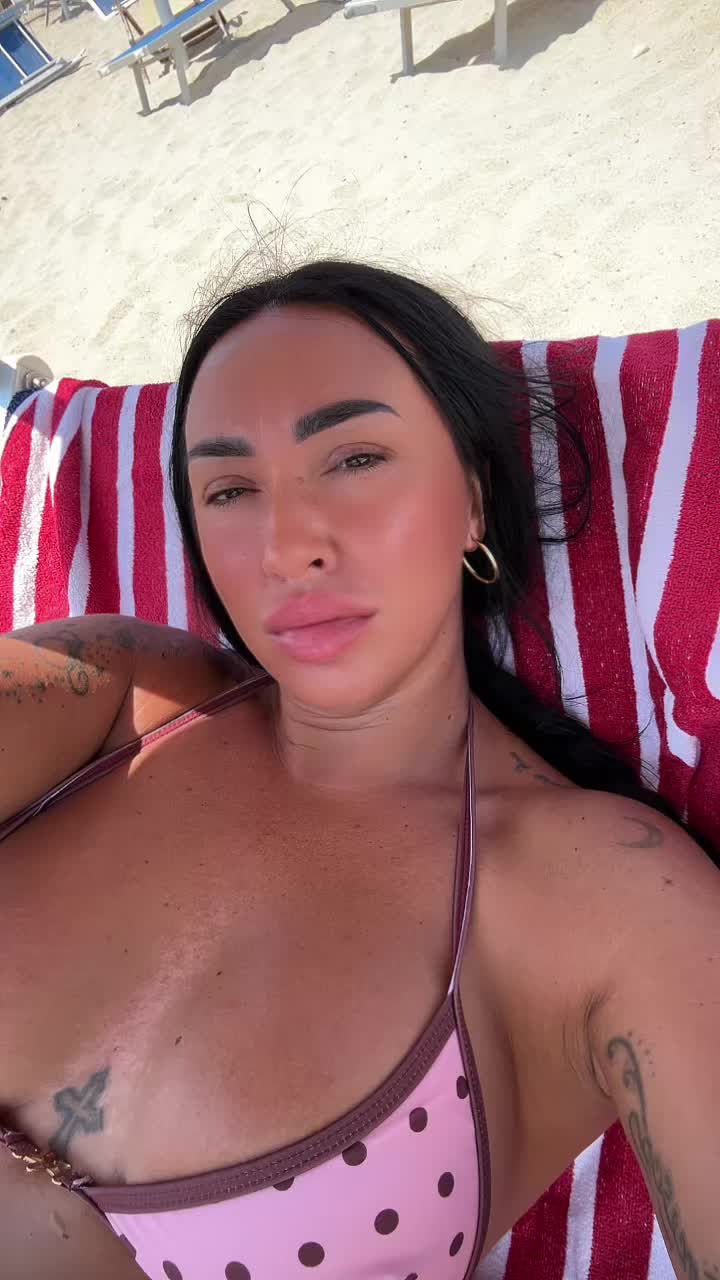 @🦋Nicoleta 🇷🇴