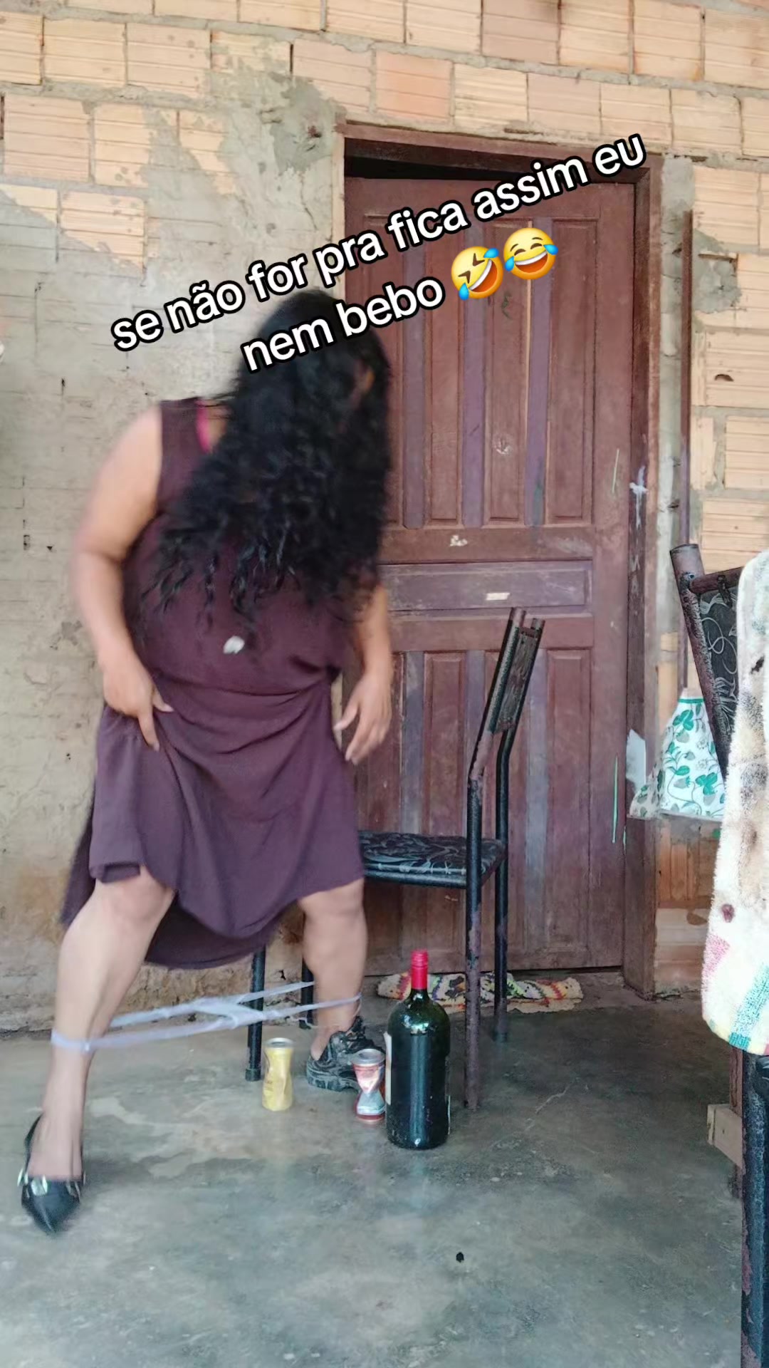 @taina e thania