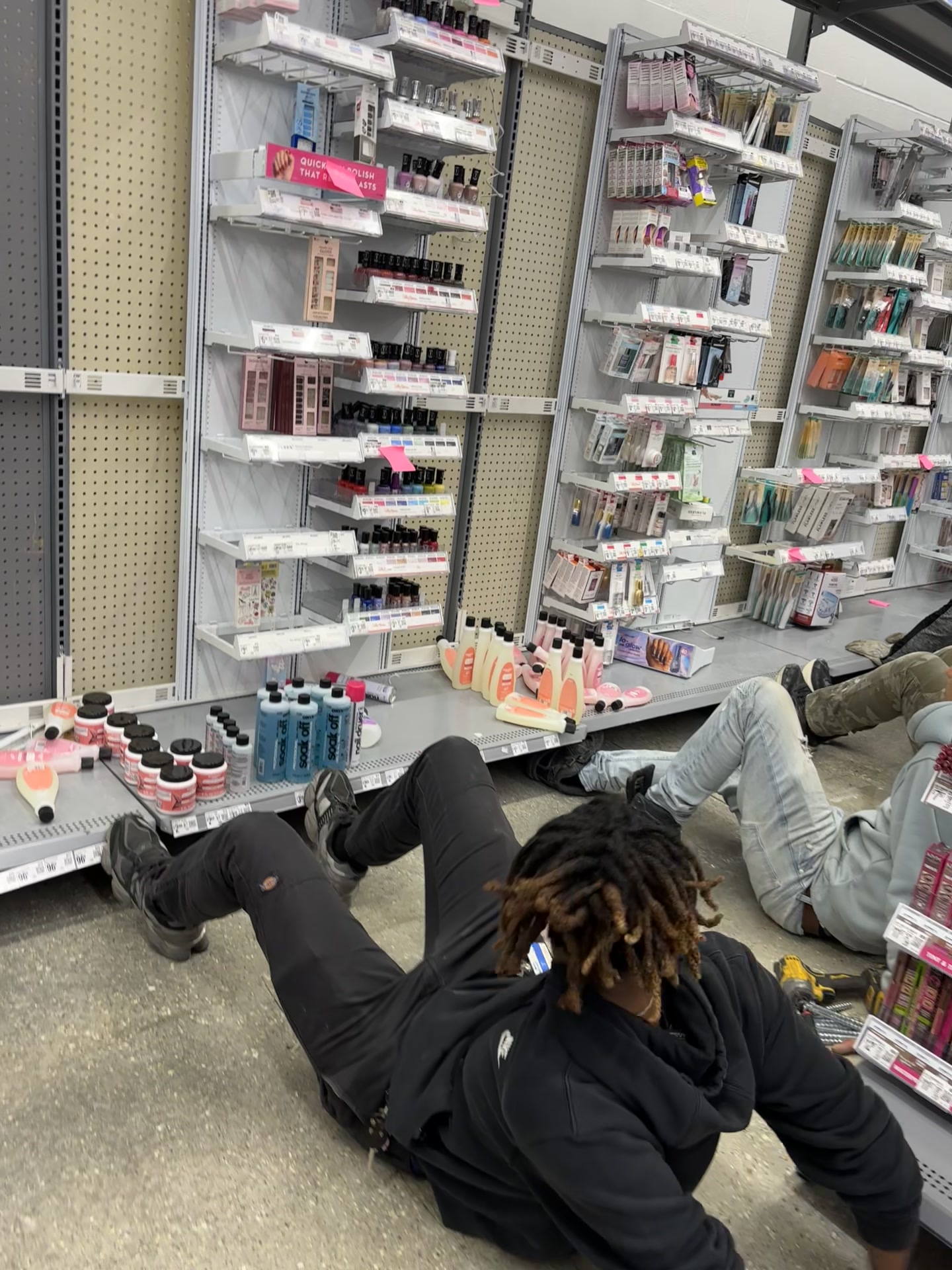 @Yt: Tfamousssvlogs