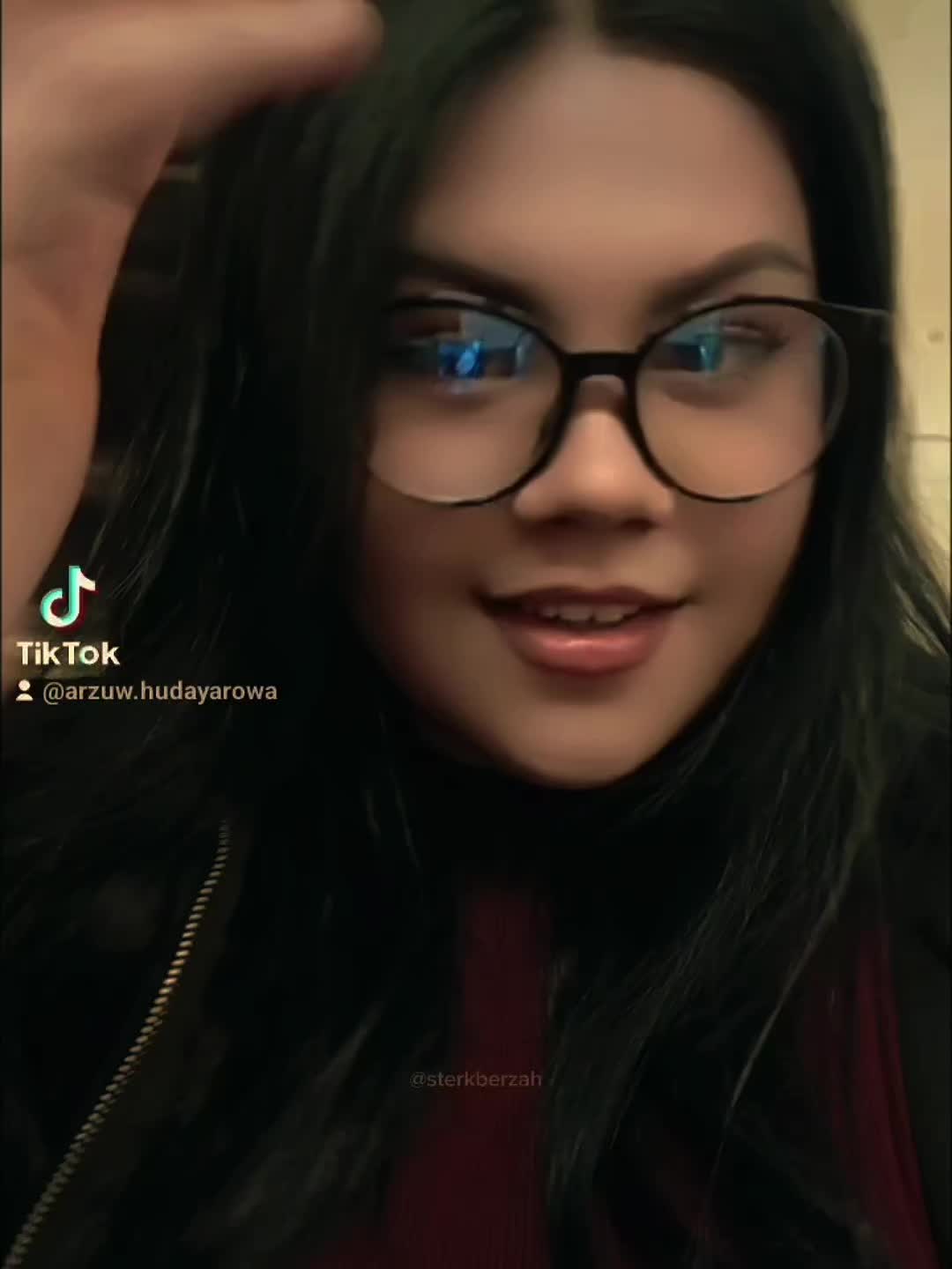 @🐼