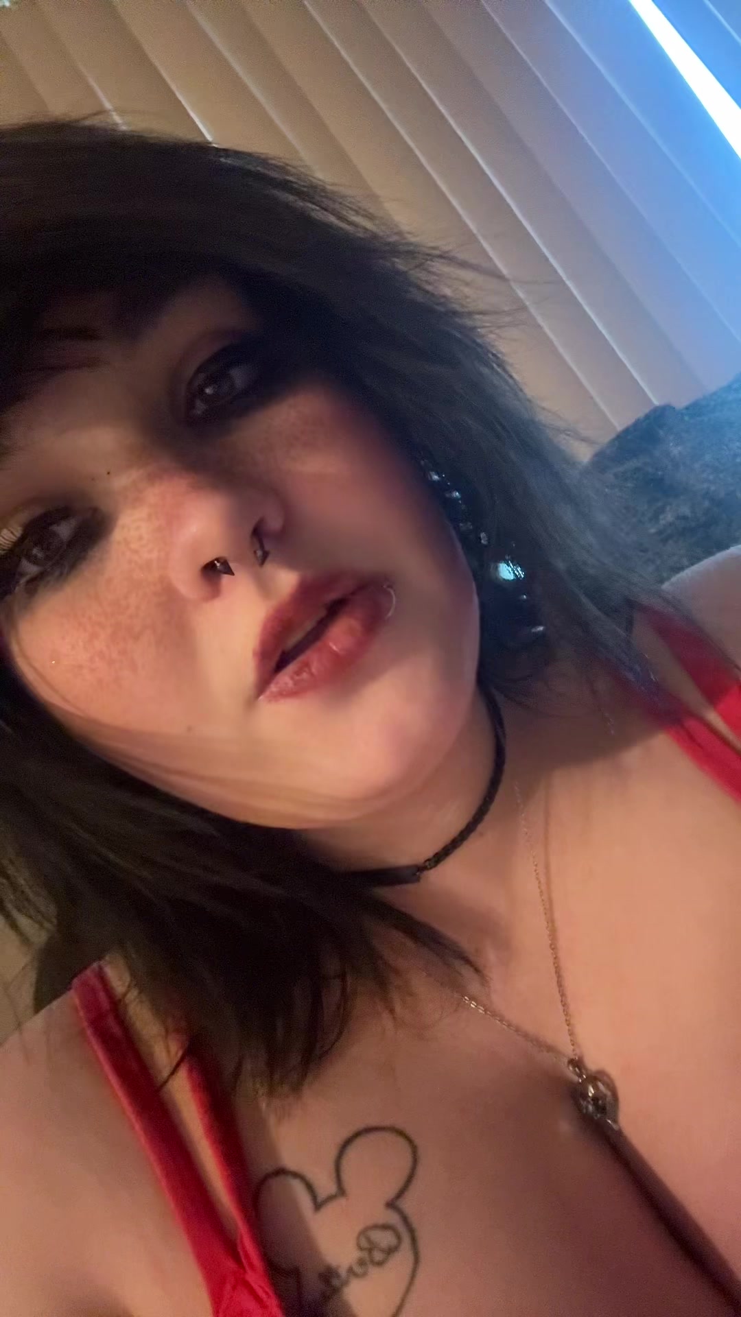 @Goth_mommy420