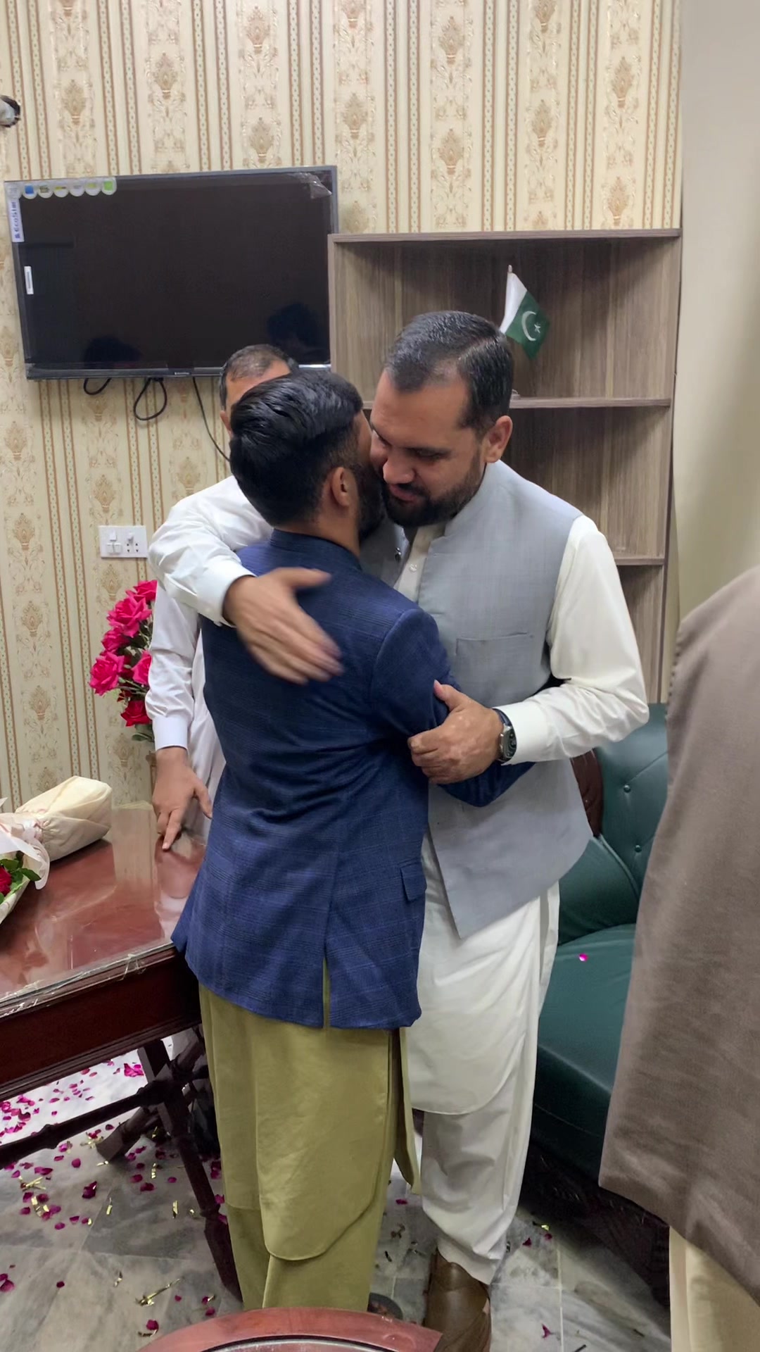 @Saifur khan ik
