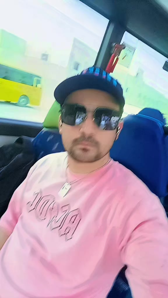 @DUBAI Boy 🇦🇪