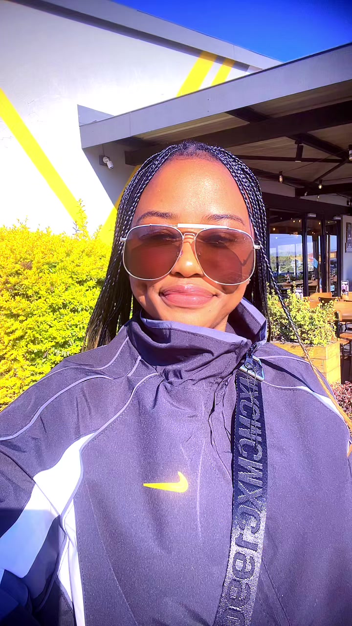@GIRLY 🇧🇼