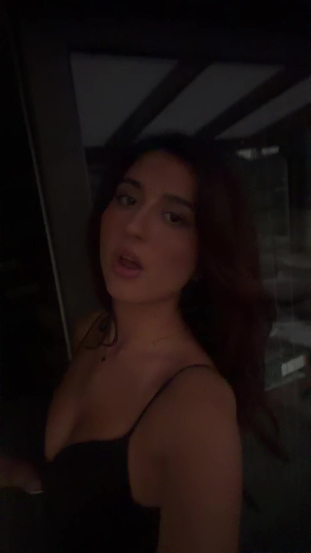 @𝐀𝐍𝐈𝐒𝐀