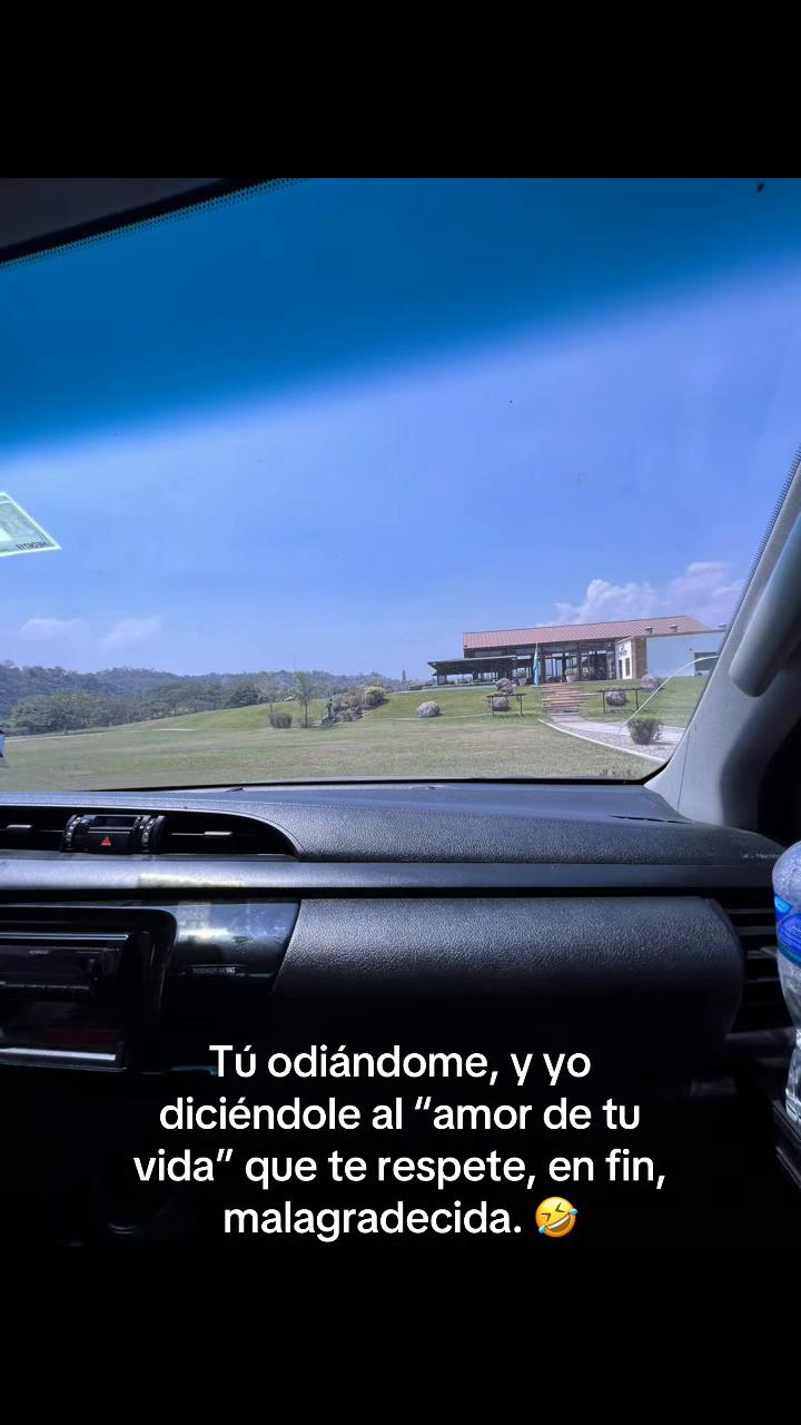 @KARINACM
