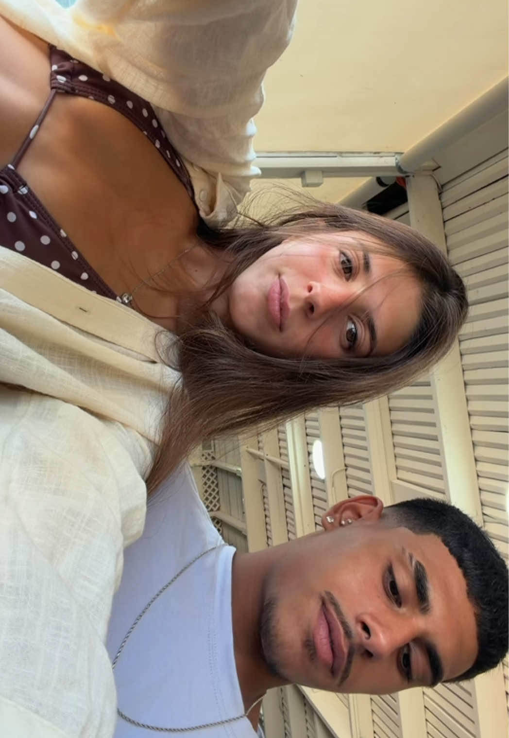 @Ayala_ariel10