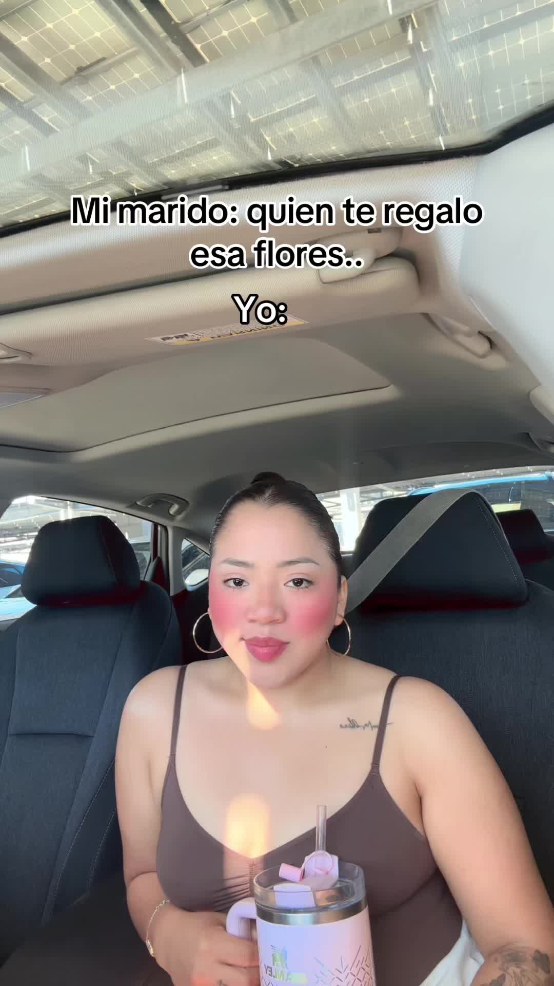 @elizabethjochola