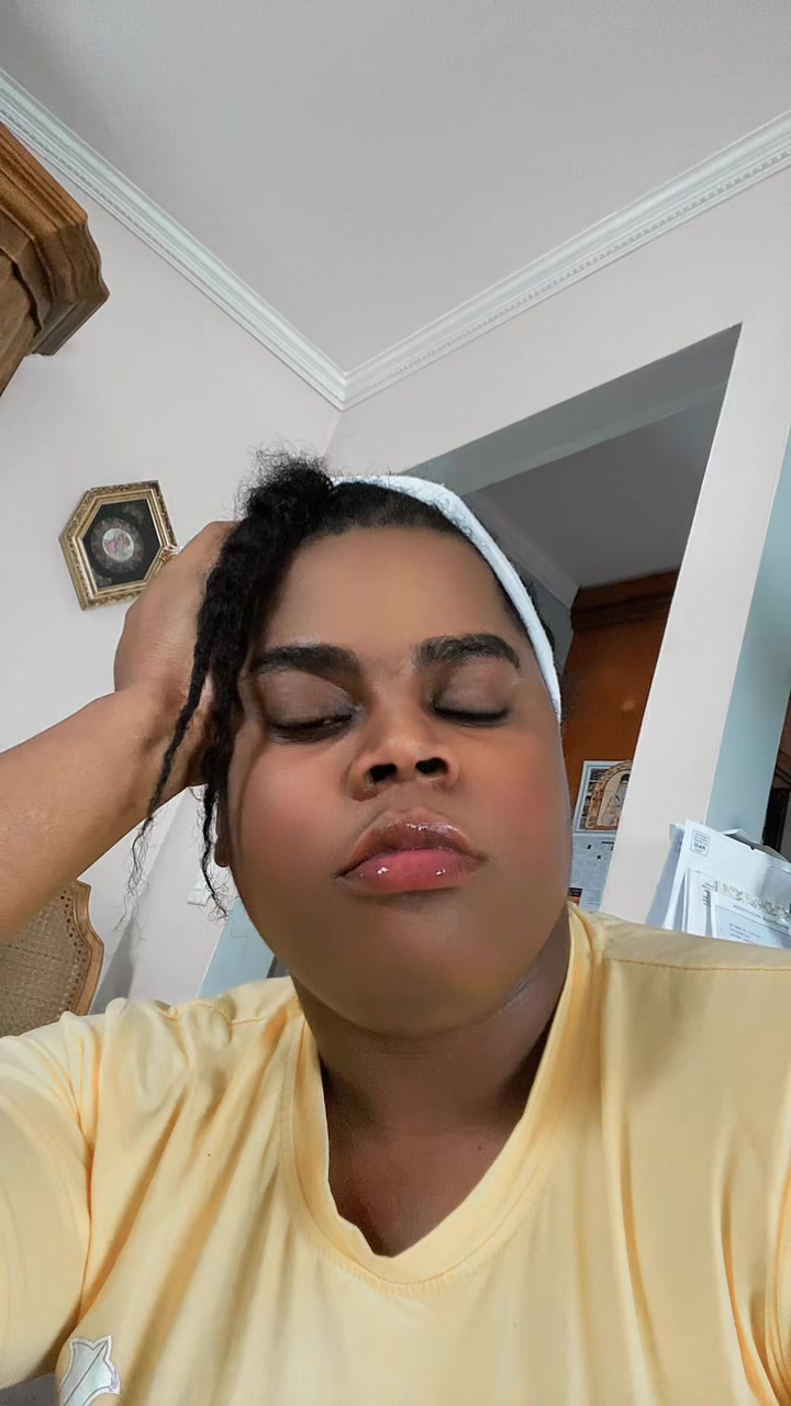 @✝️💜sister Edou💜✝️