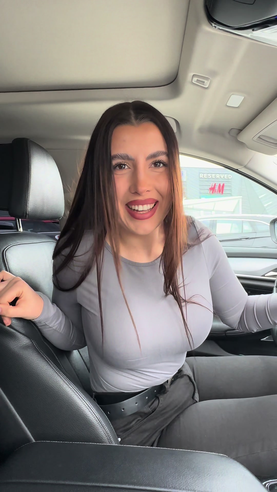 @Klaudiaxxn