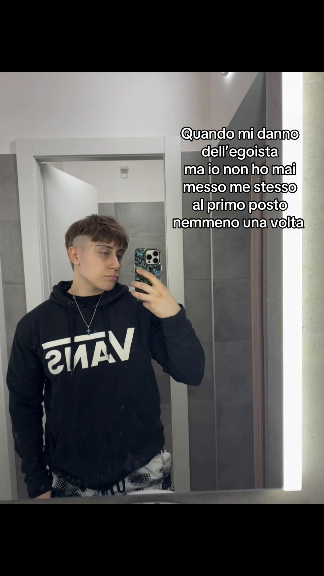 @_ronnieee__005