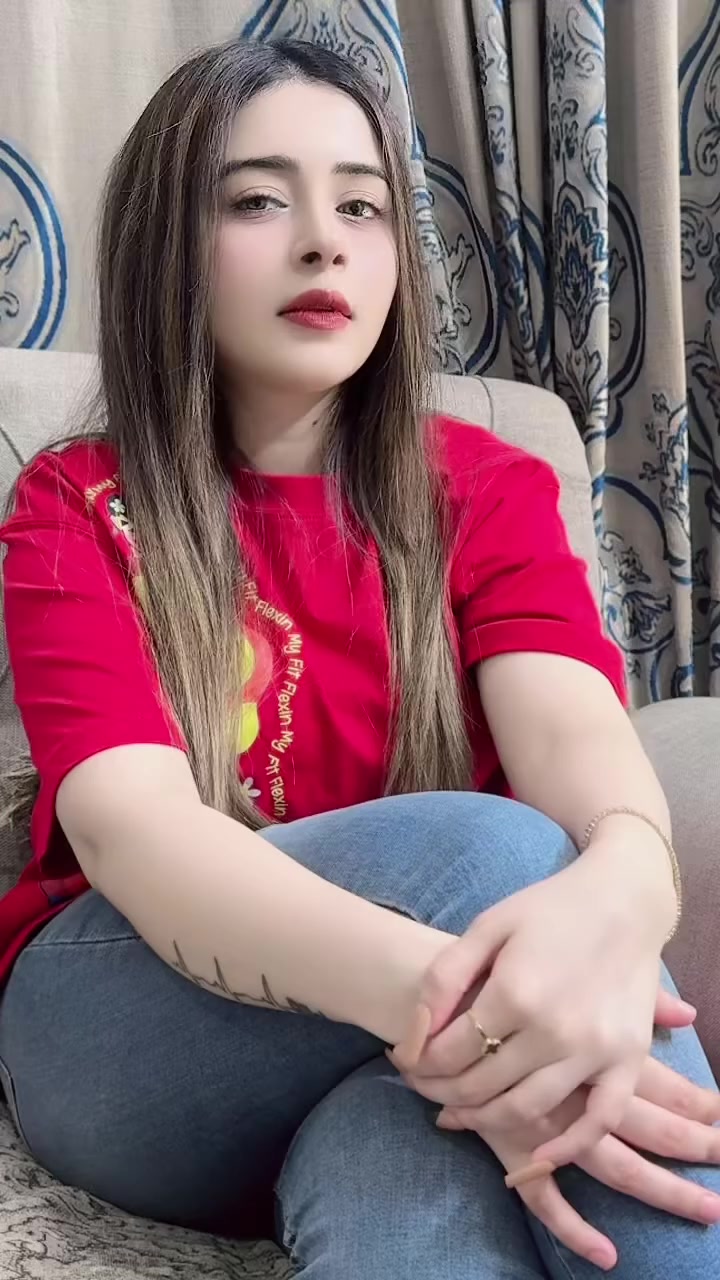 @iqra_khan