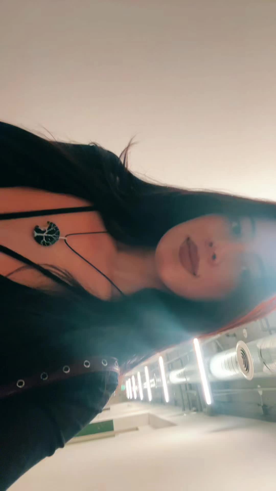 @e_zada🥀