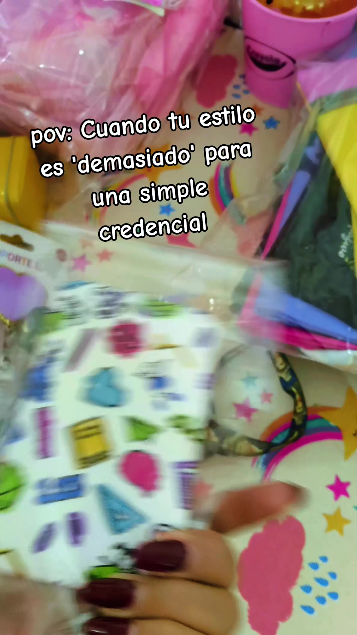 @lamaetacool 💜🖍️✂️🧸✏️