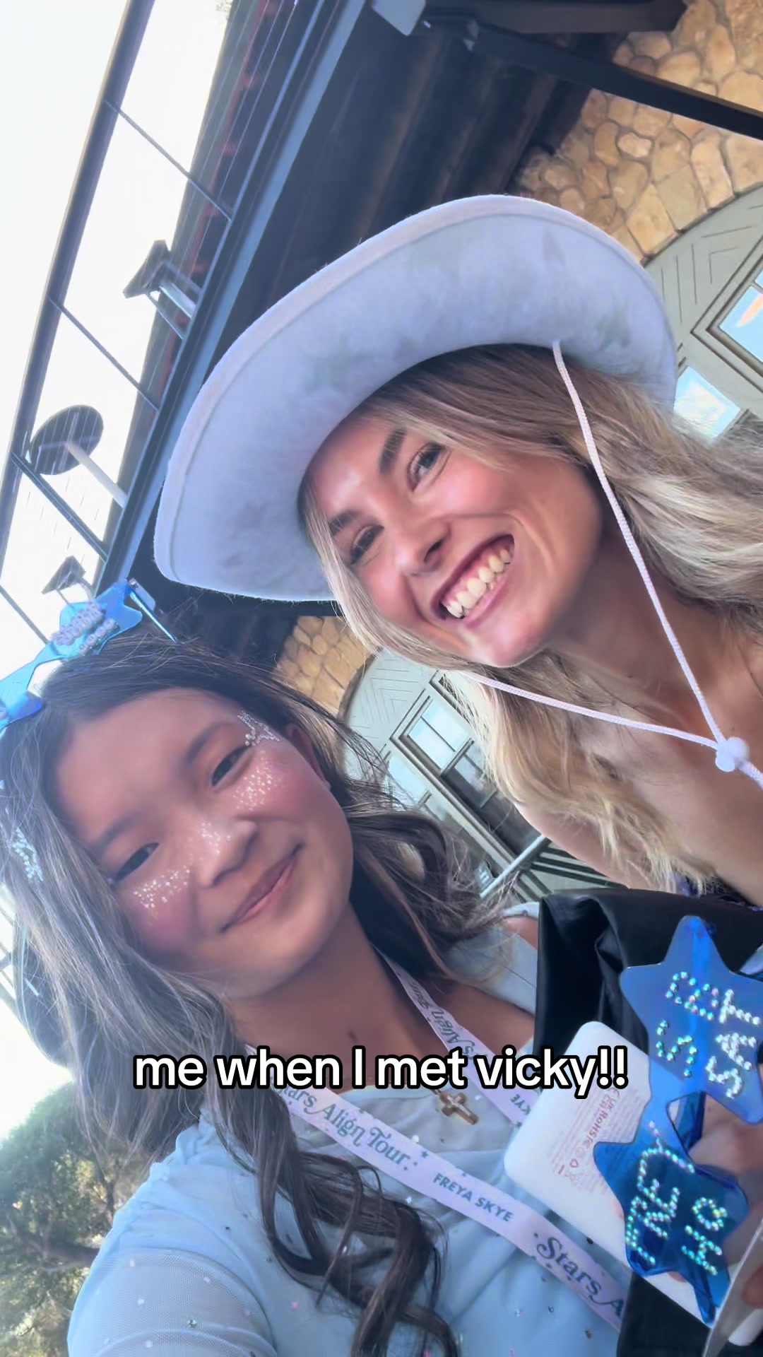 @Evelynne K
