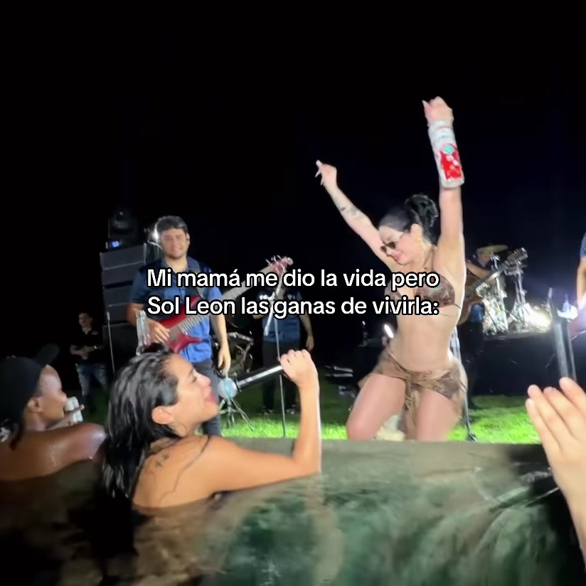 @Dolls