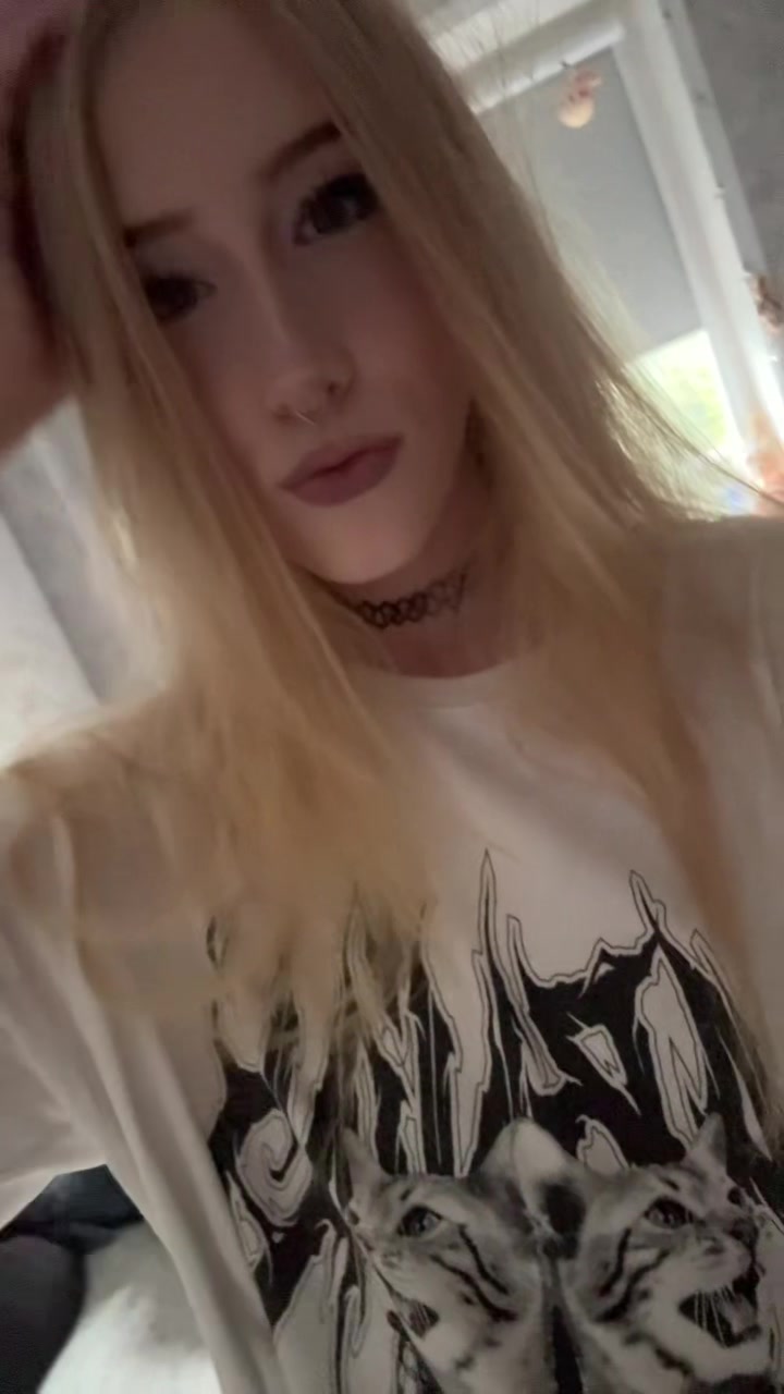 @шмак🦇