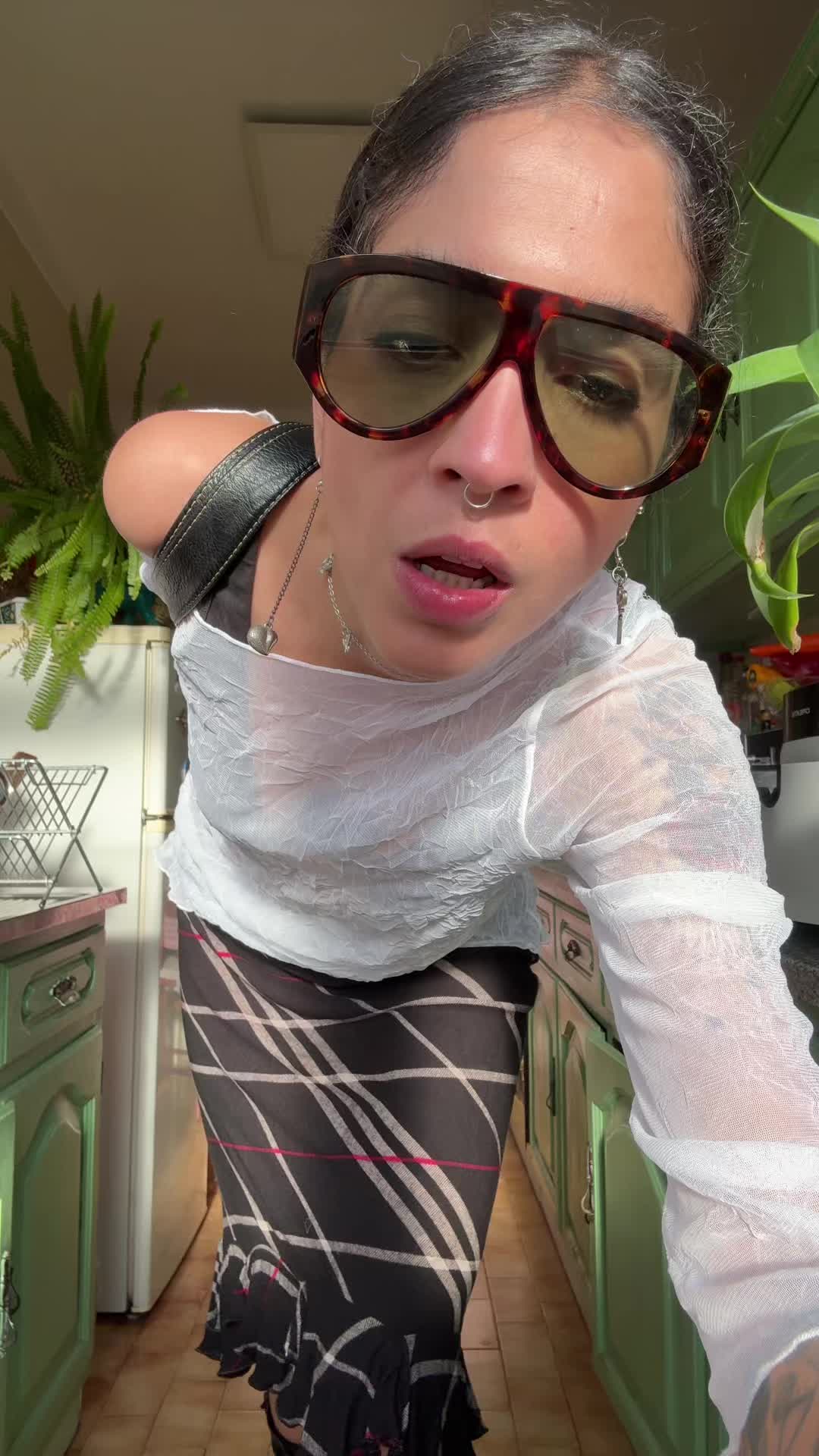 @Gabriela Gobi
