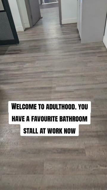 @Nia