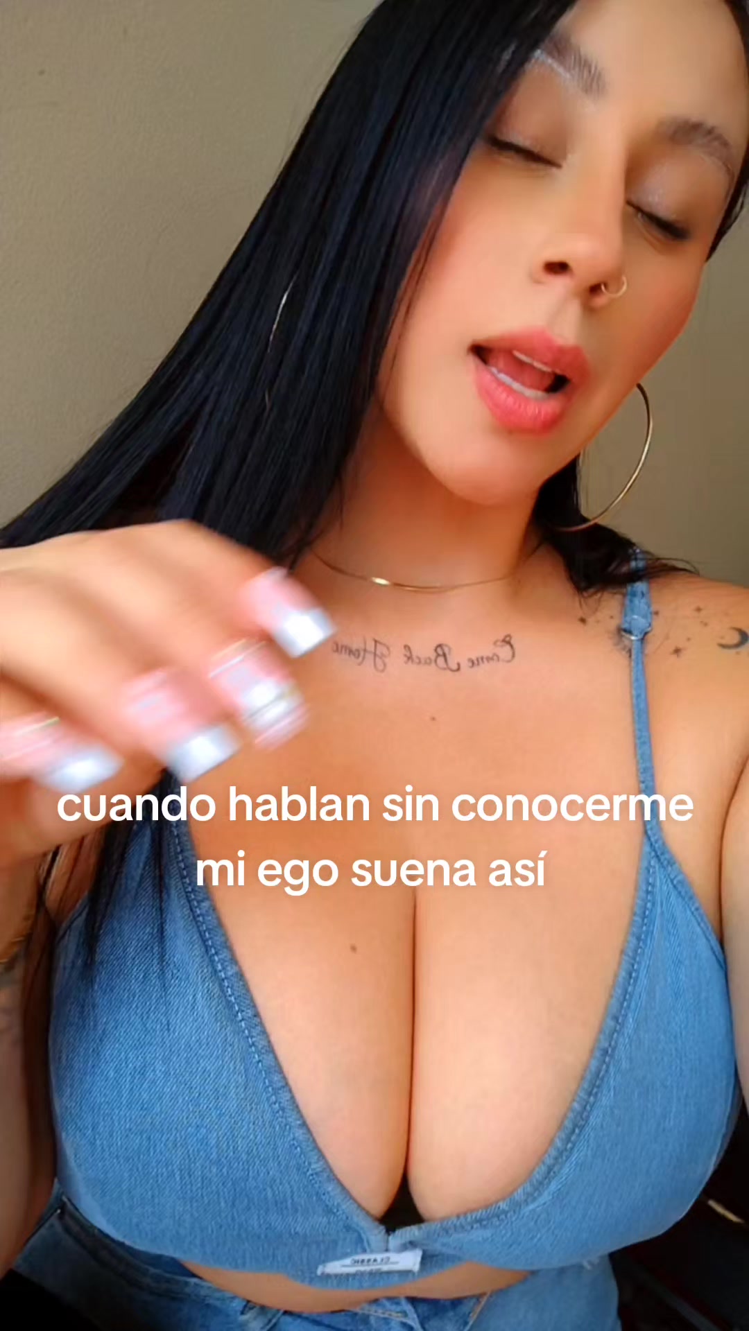 @BELLA TORRES