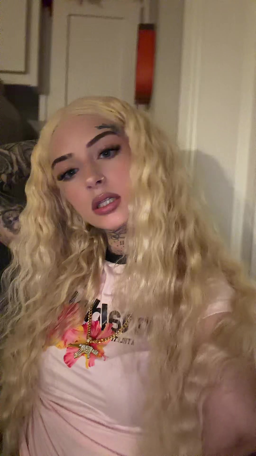 @Lilyrrrose