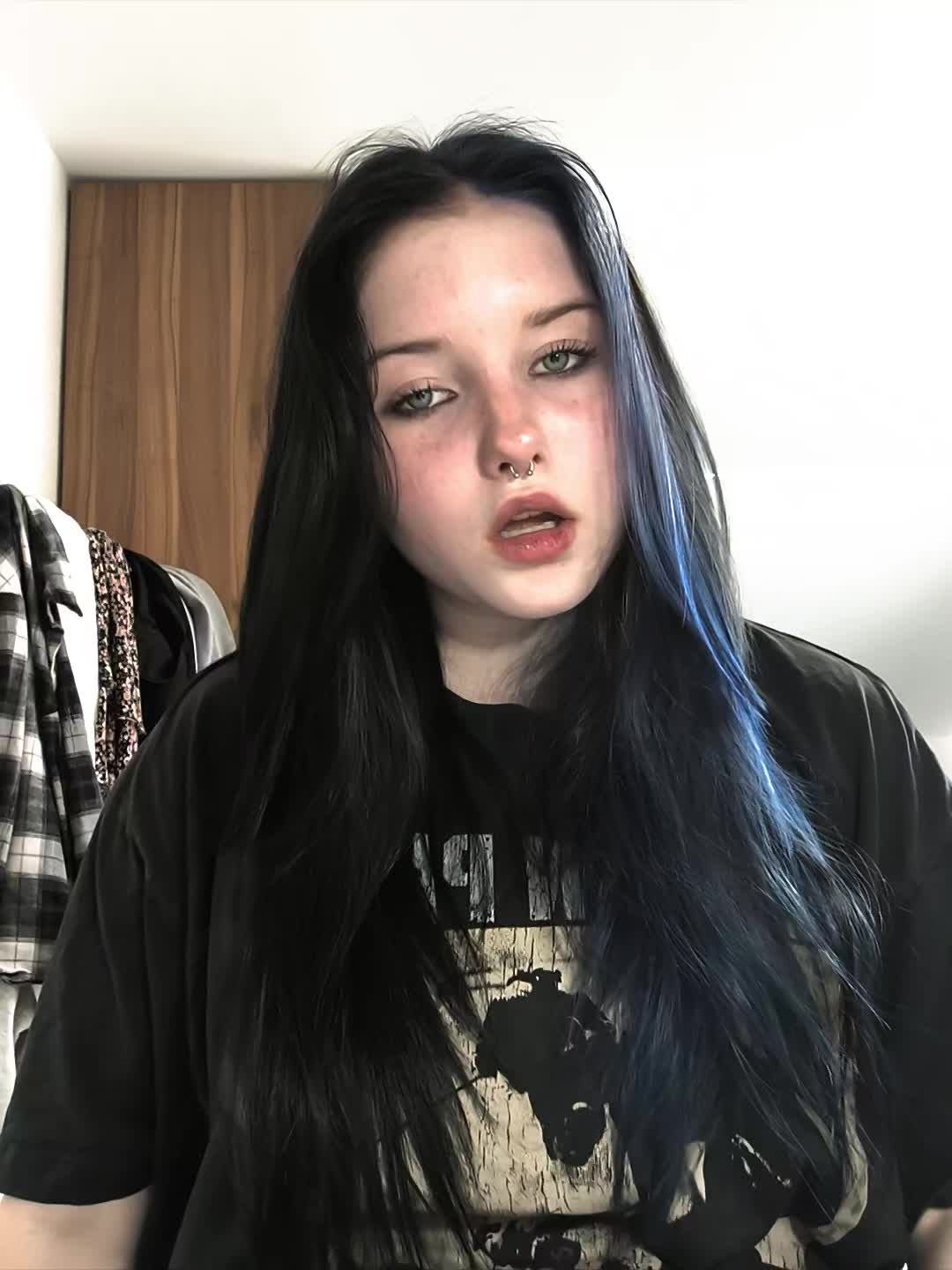 @Angelixx👽
