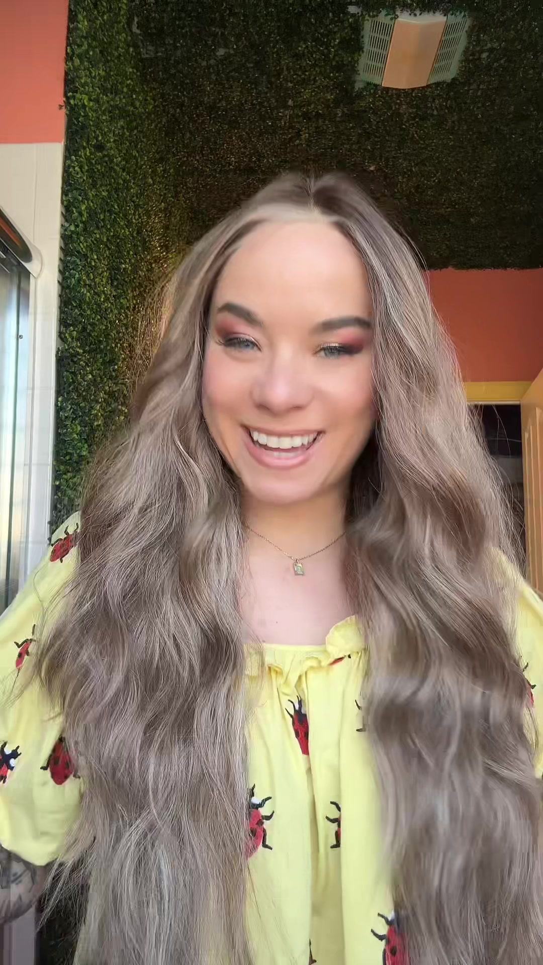 @Elizabeth Wears Wigs ๐ณ๏ธ๐