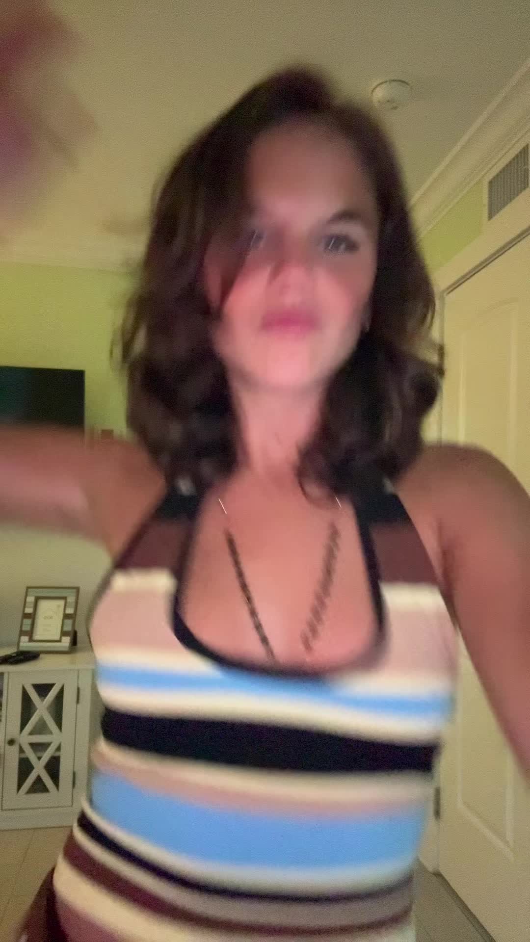 @avaluelleee