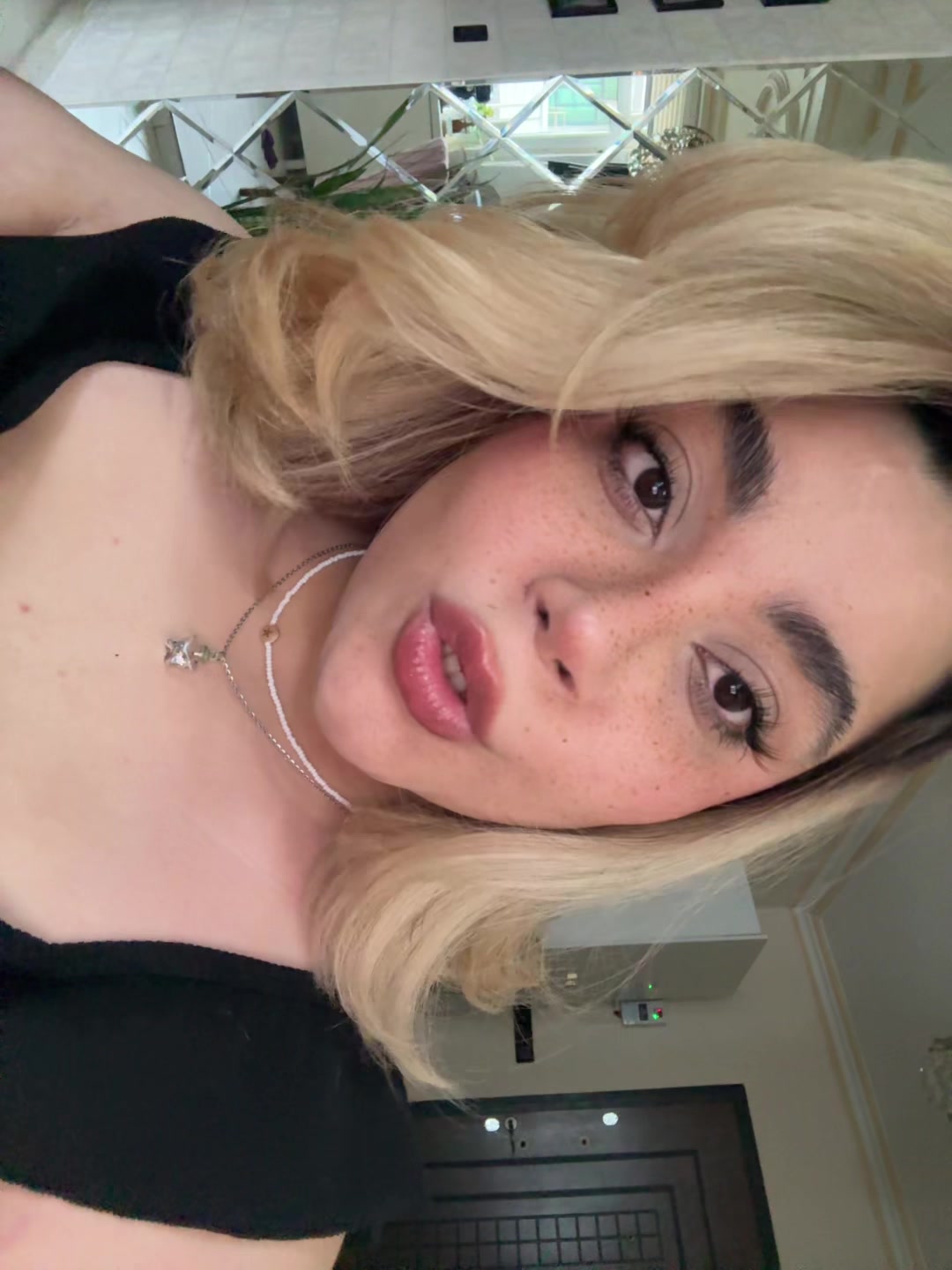 @Mrym