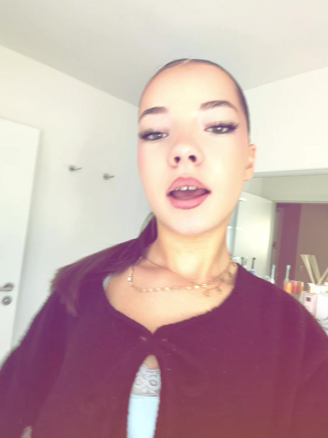 @ℰ𝓁𝒾𝓃𝒶