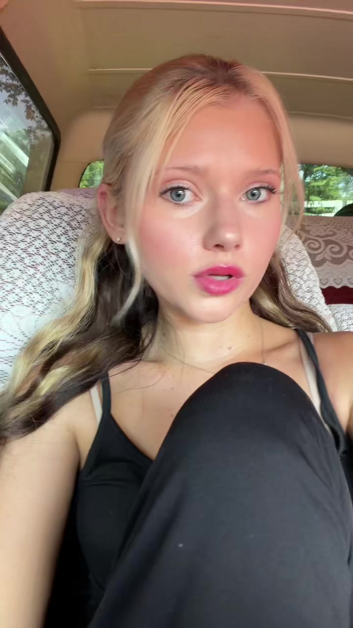 @😝