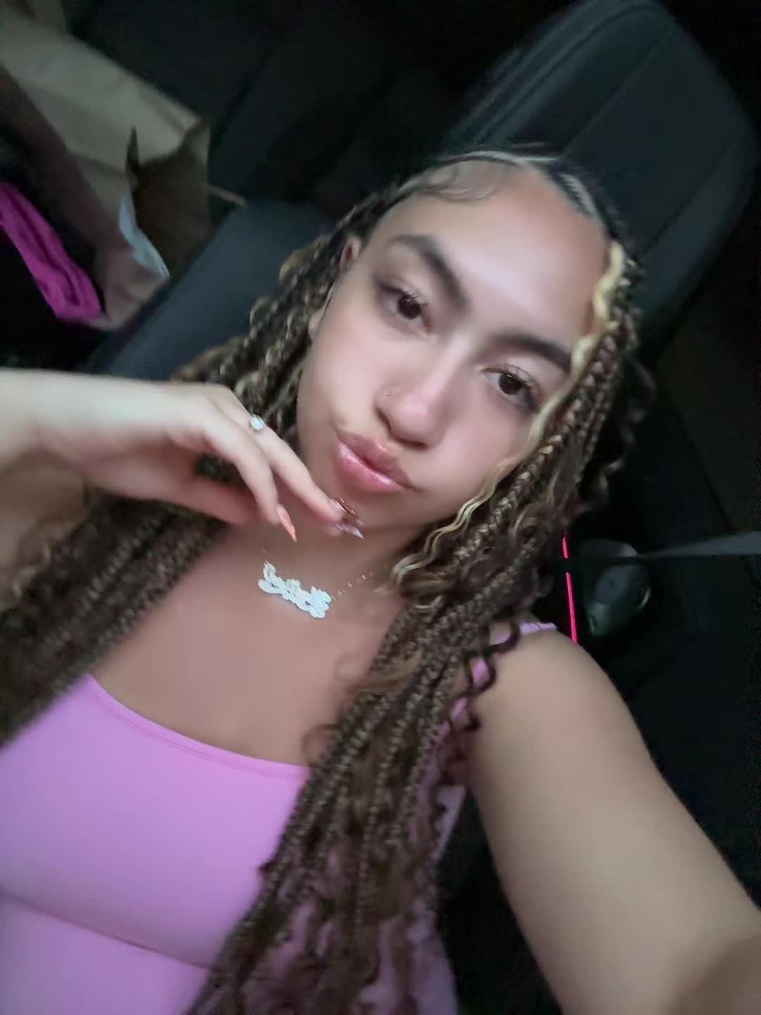 @Máddie<3