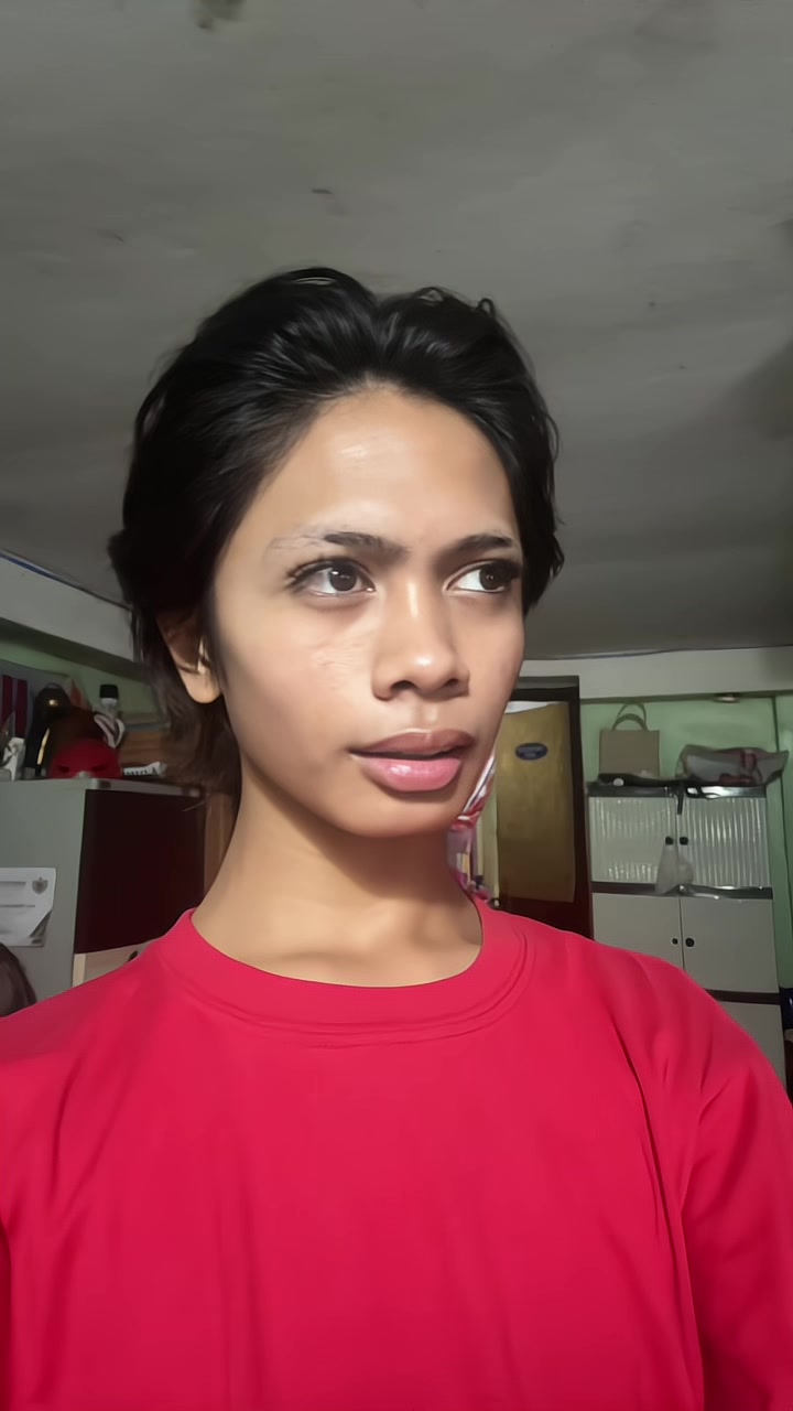@ur.gurl_zxn