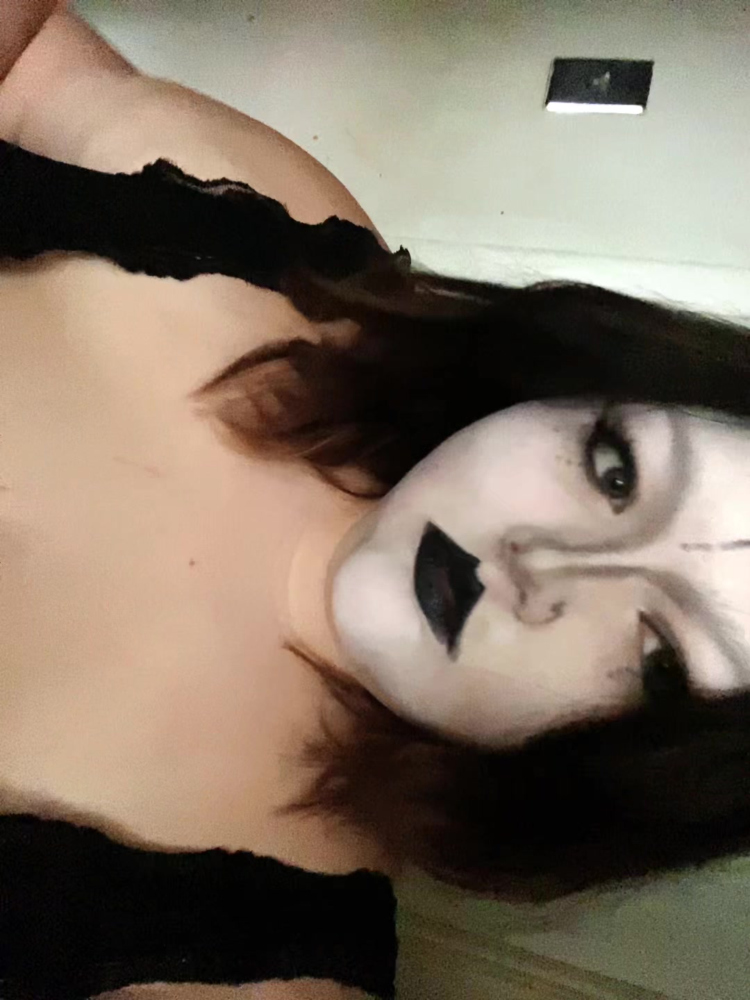 @rein🧟♀️🦇
