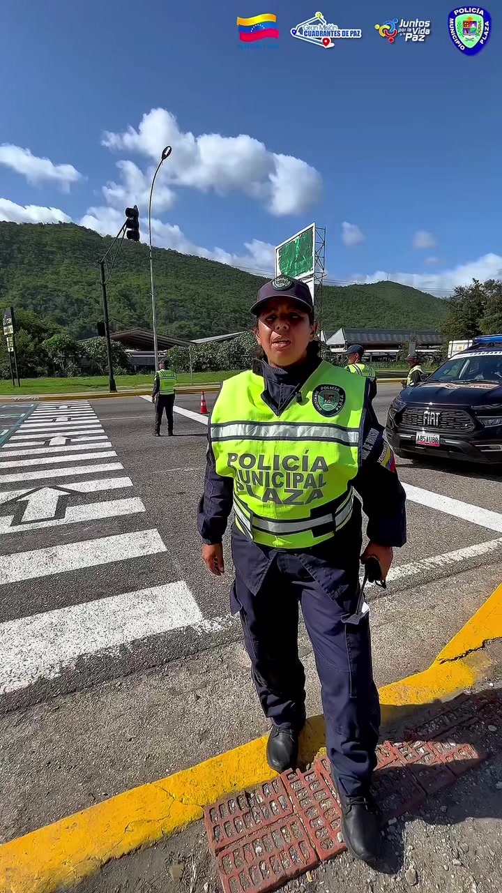 @Policía Municipio Plaza